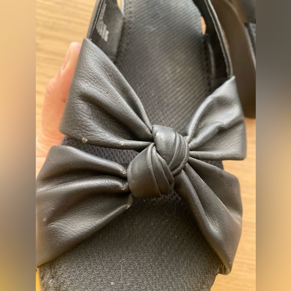 ST.John’s Bay Black Knotted Wedge Sandals 11 - Picture 6 of 10